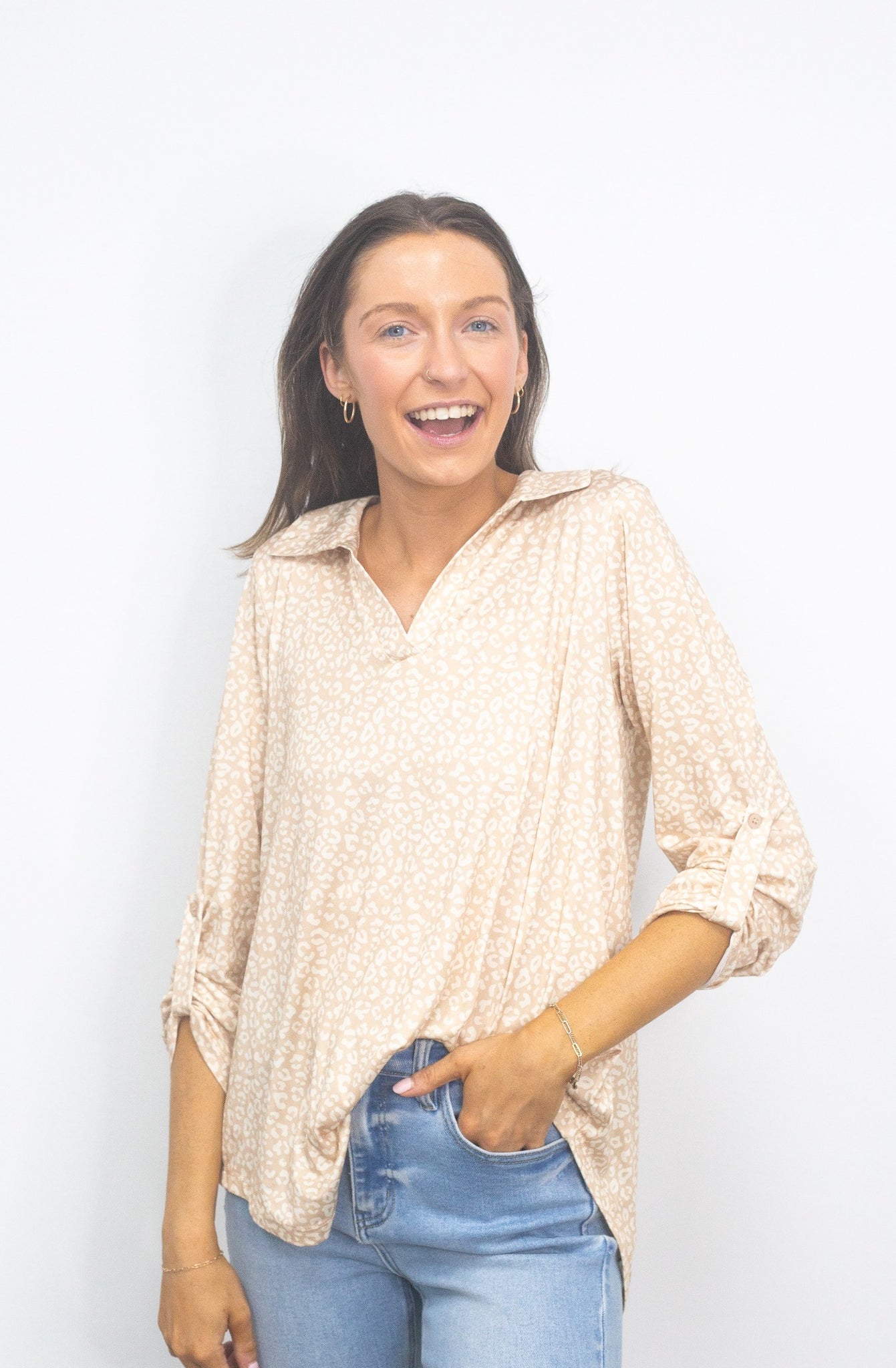 Gemma V-Neck Top, Tan Leopard