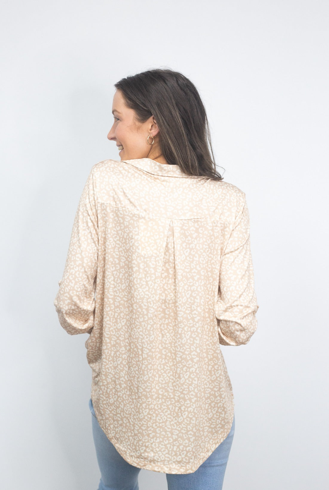 Gemma V-Neck Top, Tan Leopard