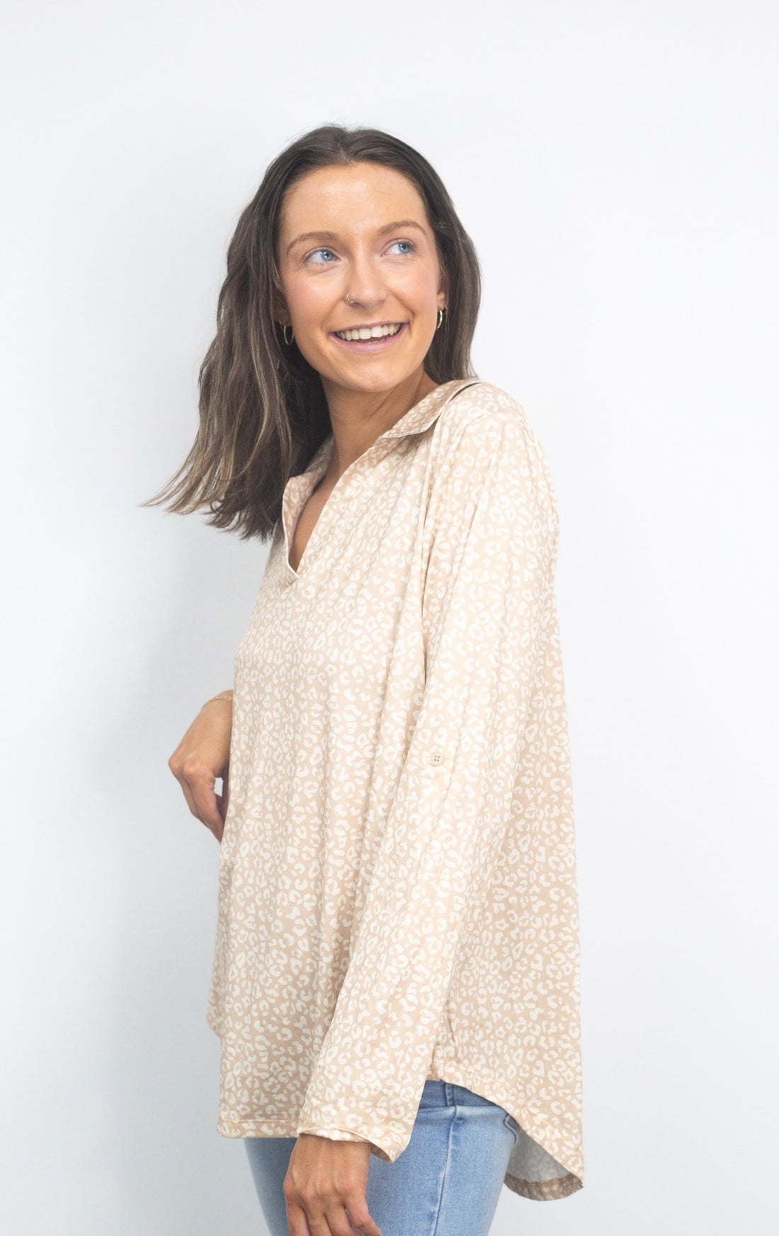 Gemma V-Neck Top, Tan Leopard