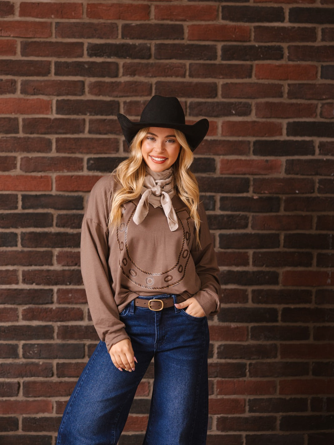 Horse Shoe on Light Weight Sweatshirt, Mocha